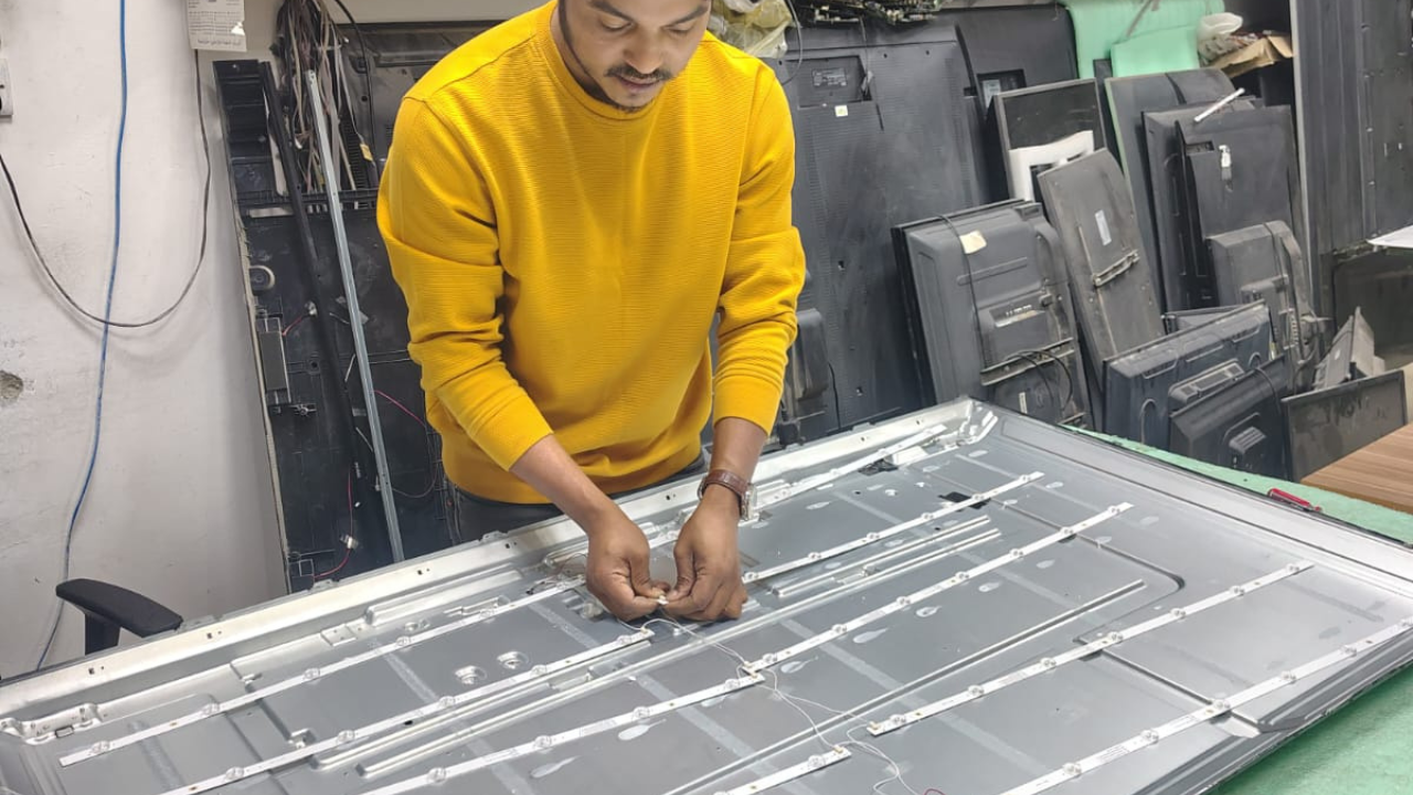 متى تحتاج إلى فني متخصص لإصلاح التلفزيون؟